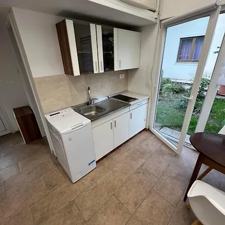 Apartma Lilijana *